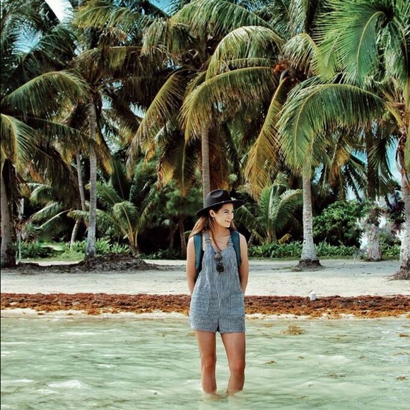 Meet Your Posher! - Picture 3 of 7